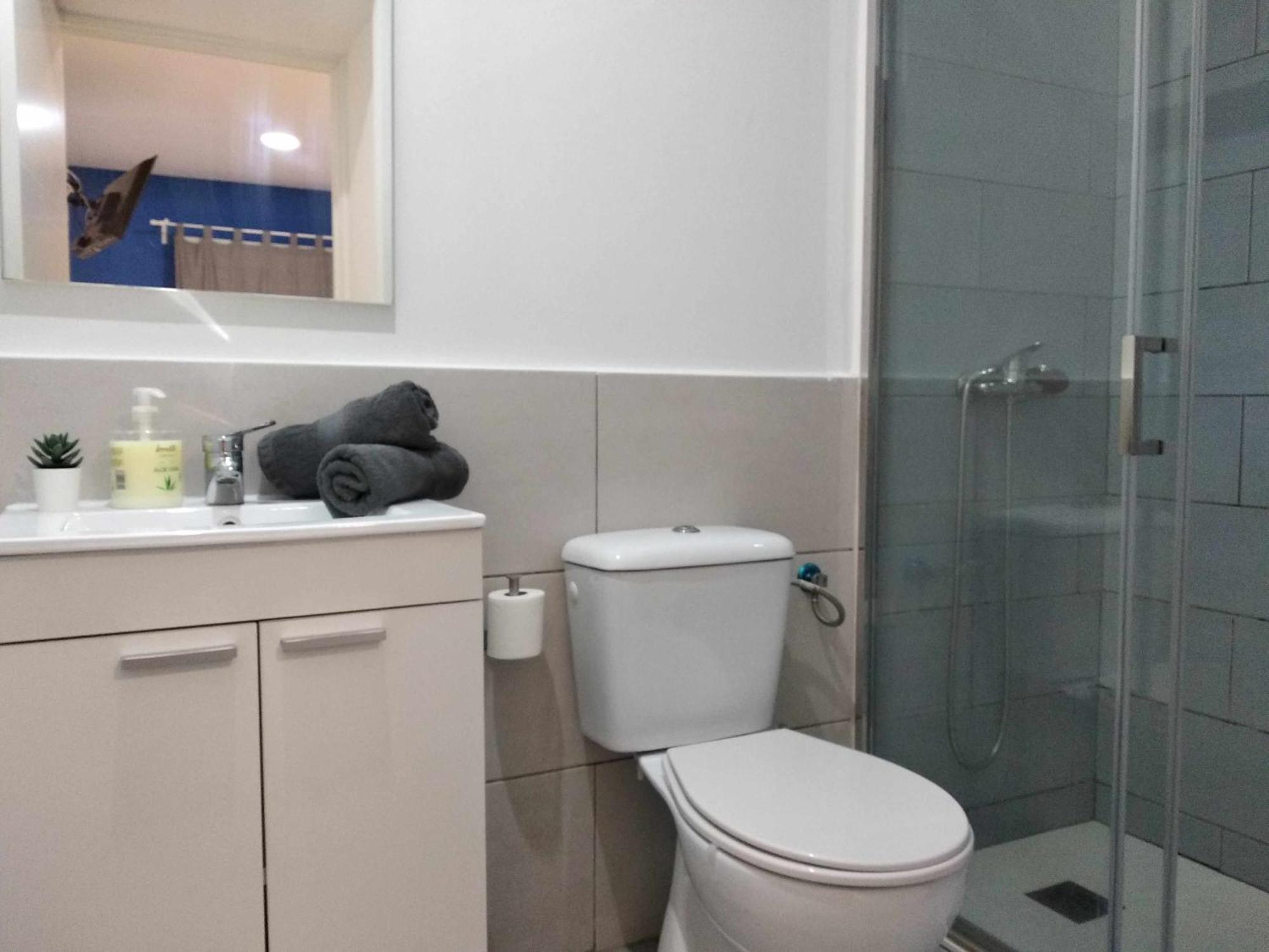 Hostal Urban Basic L'Hospitalet de Llobregat Camera foto