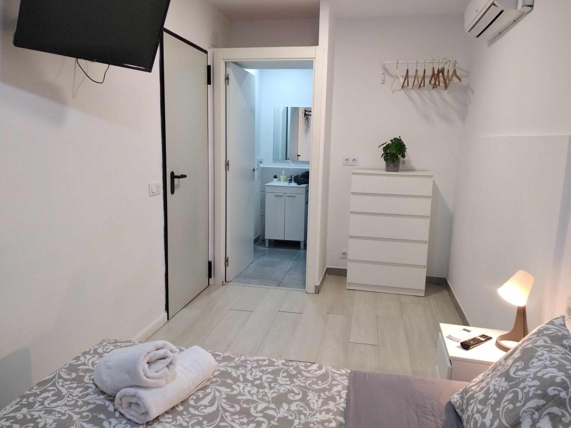 Hostal Urban Basic L'Hospitalet de Llobregat Camera foto